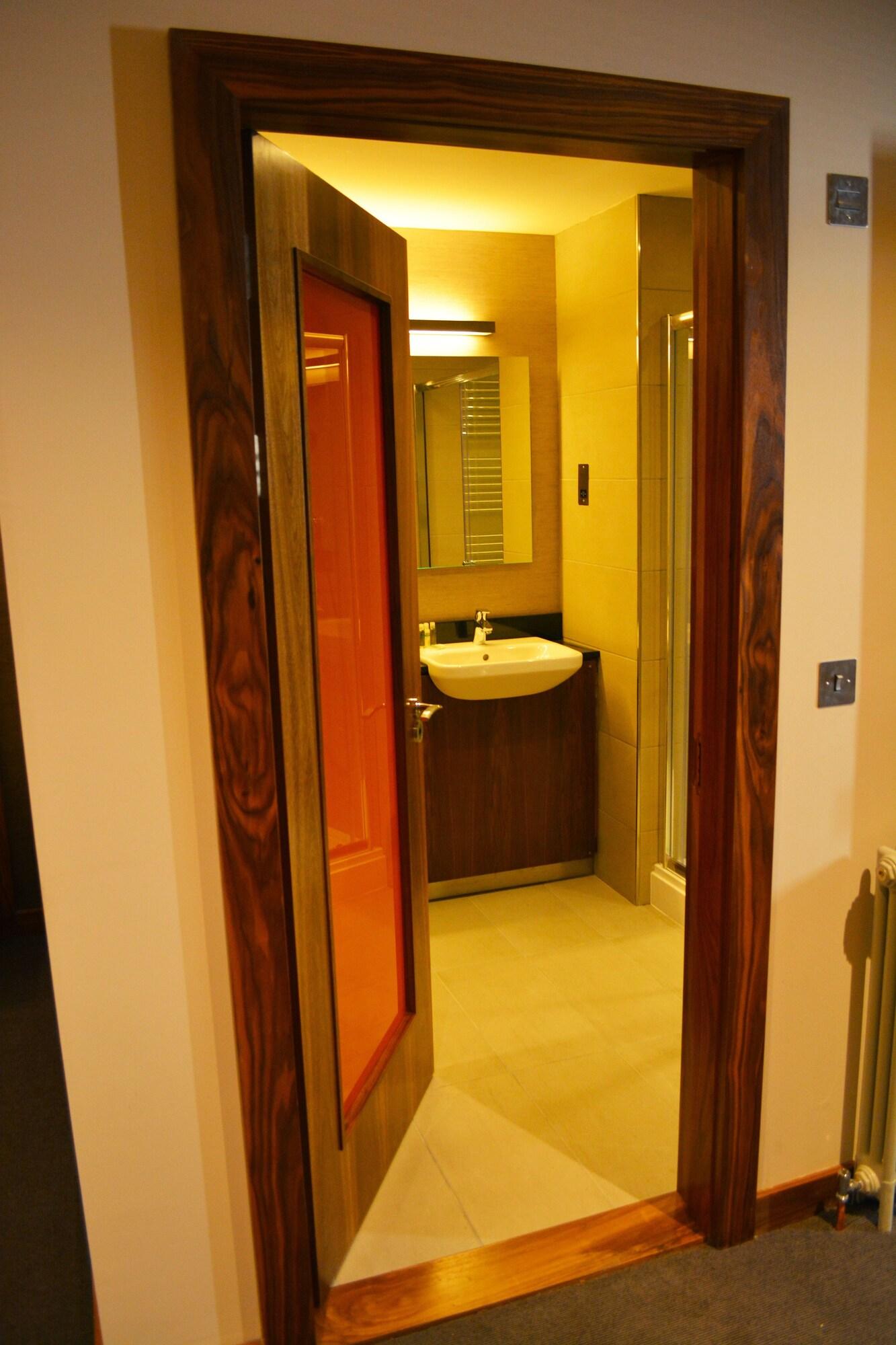 The Inn Place Единбург Екстериор снимка